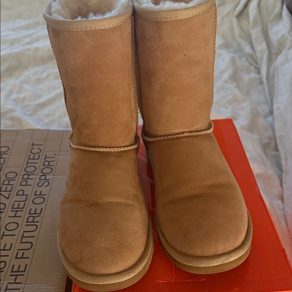 UGG Tan Winter Boots - Picture 2 of 6